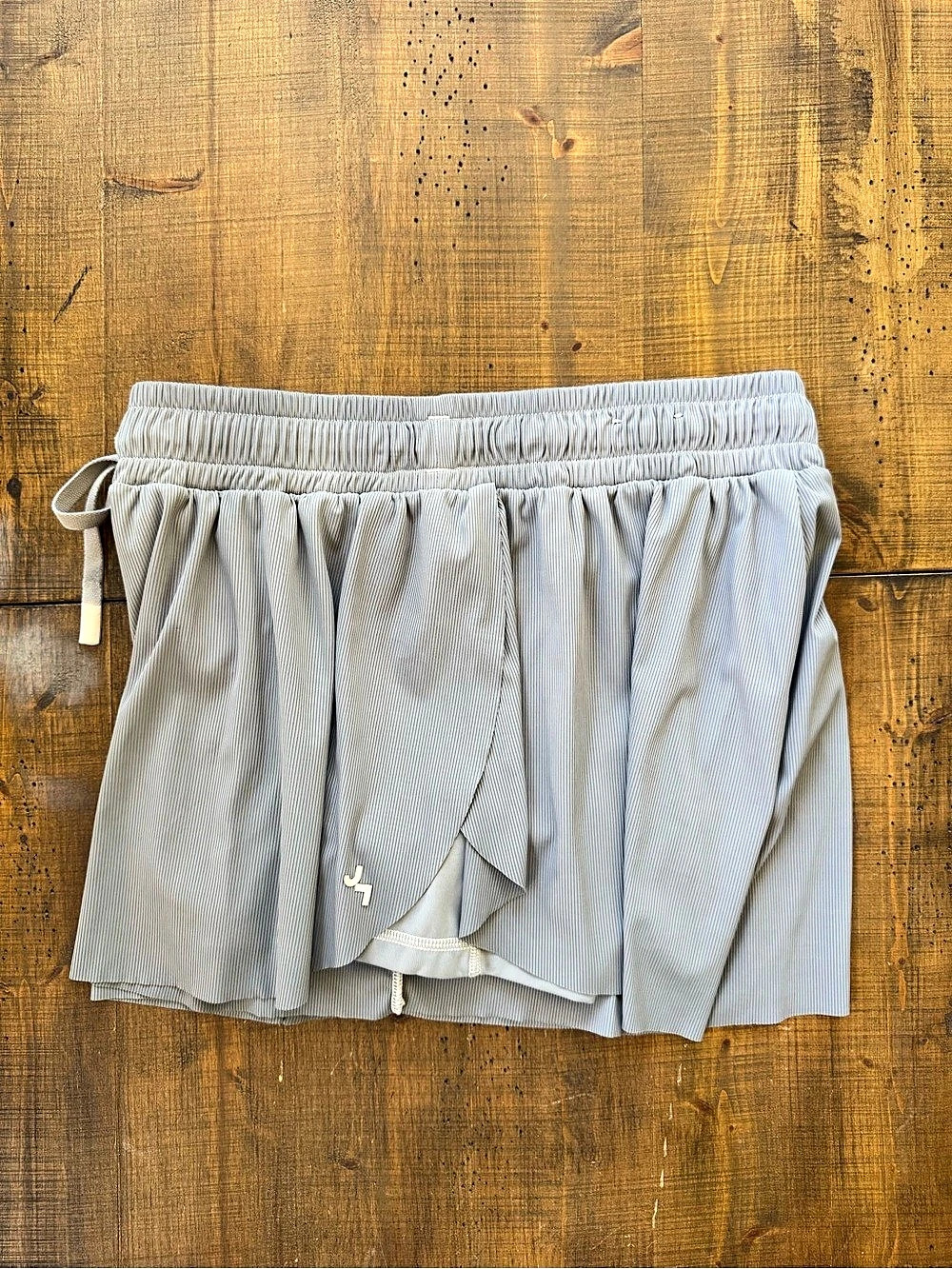 JoyLab Pleated Gray Athletic / Running Shorts Like New - Picture 3 of 6